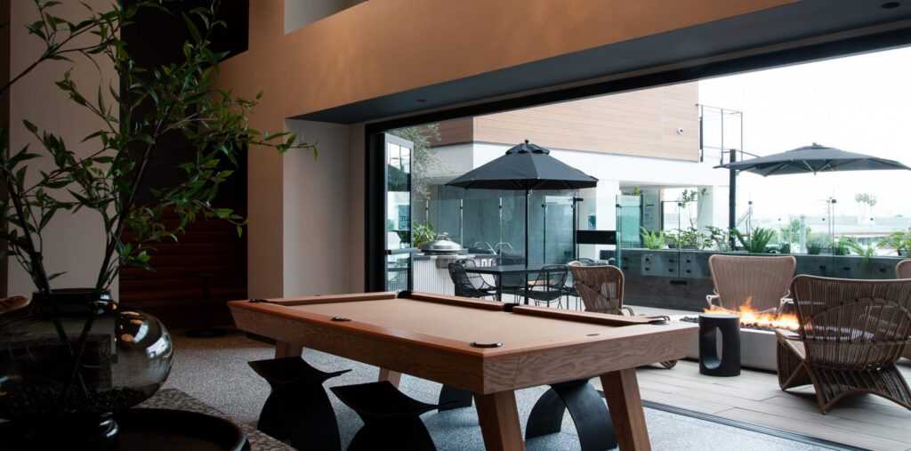 12888CrenshawV2_LoRes (8 of 11)